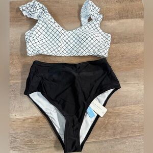 Cupshe Black and White Bikini Set